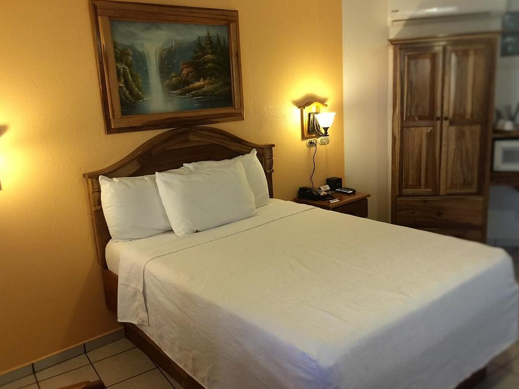 סן חוזה Prado Inn & Suites מראה חיצוני תמונה